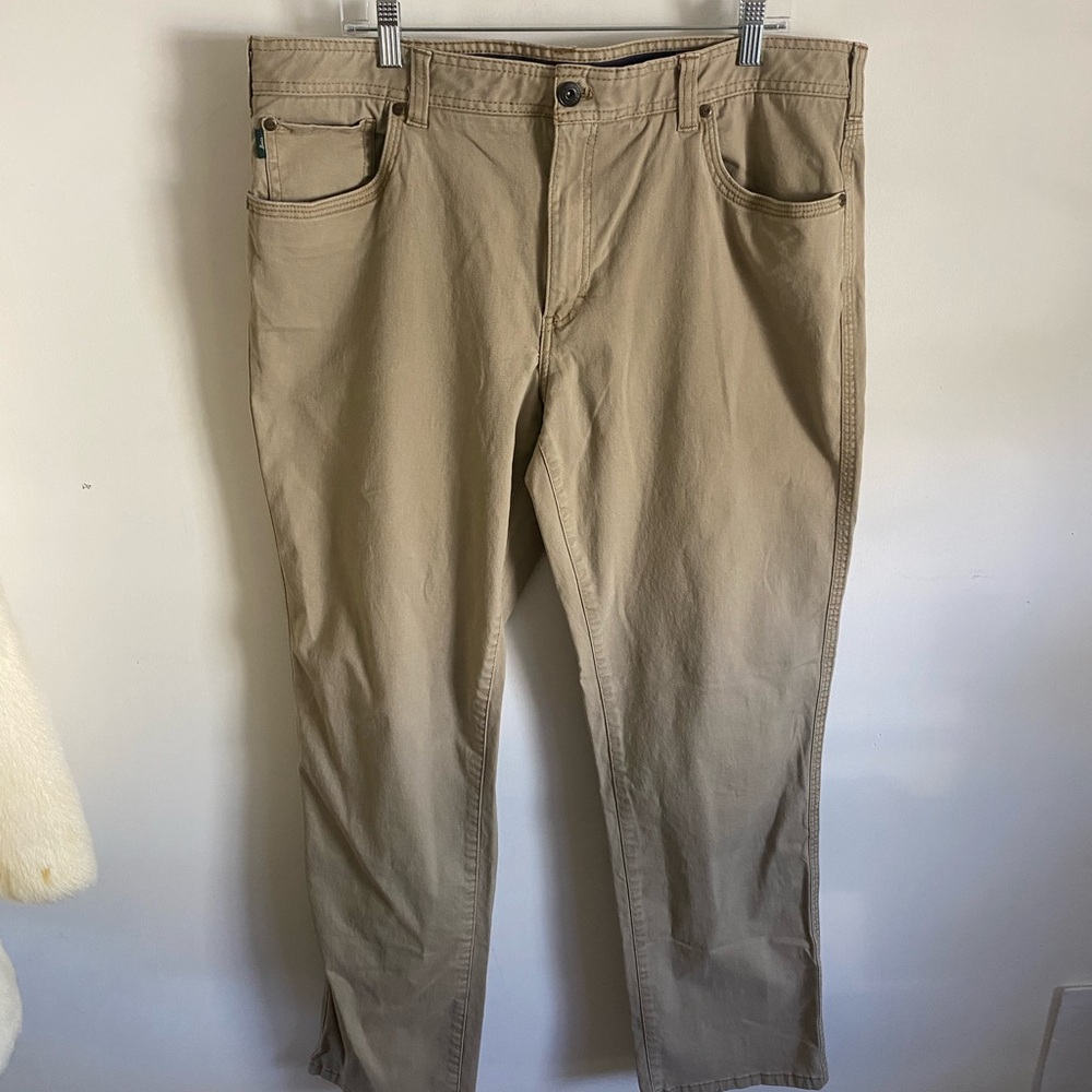 G.H. Bass & Co. Beige Casual Trousers 38x34
